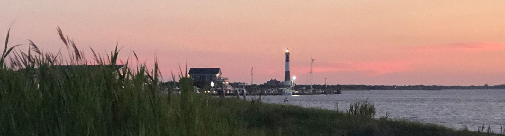 Fire-Island-Lighthouse-at-Sunset seen from Saltaire